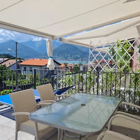 Riva Del Lario Apartment