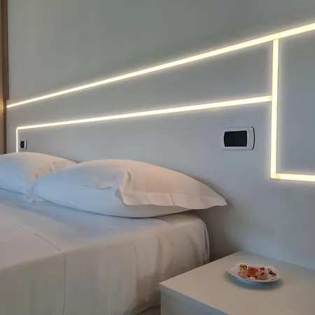 Riva Del Lario Apartment *