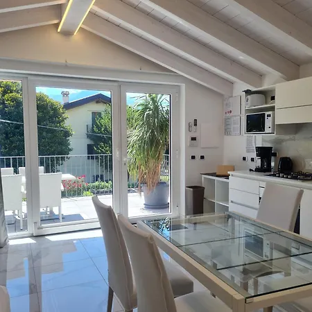 Riva Del Lario Apartment *